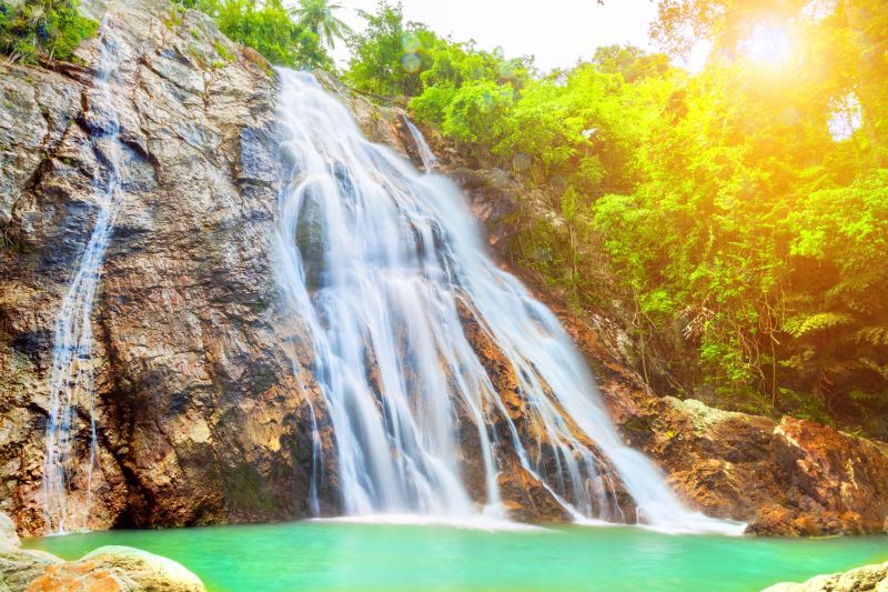 Na Muang Waterfalls