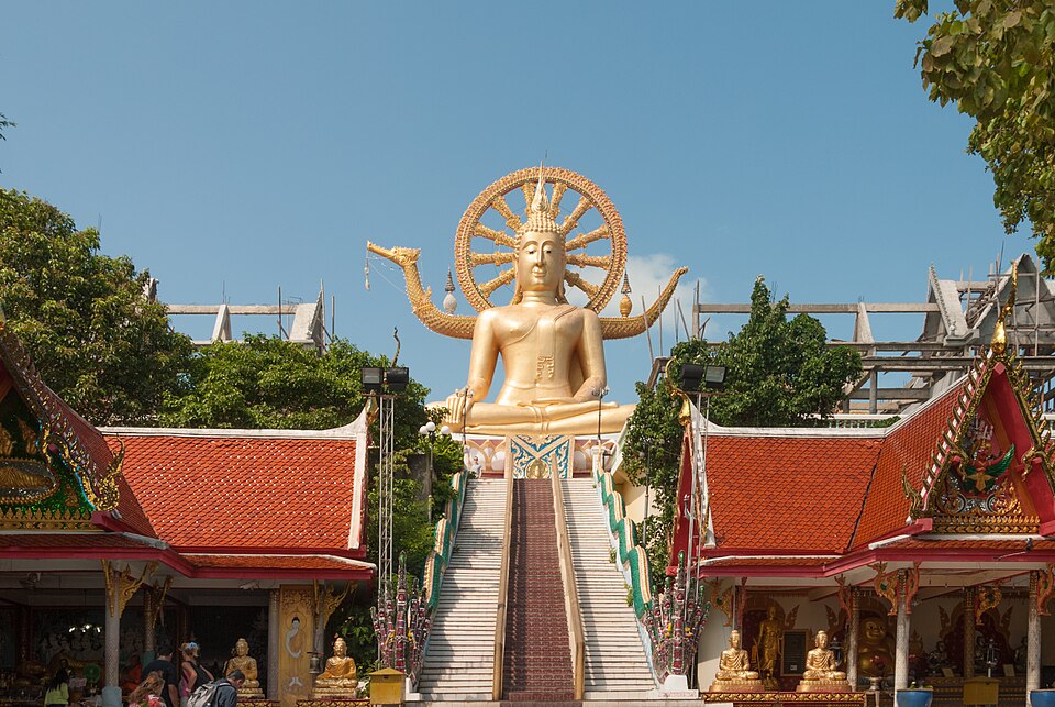 Big Buddha Temple (Wat Phra Yai)